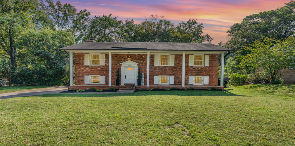 6000 Ferndale Pl, Charlotte, NC 28215